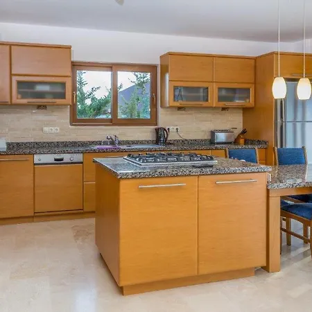 Villa Suzan With Private Pool And Sea View, Located In Antalya Peninsula
