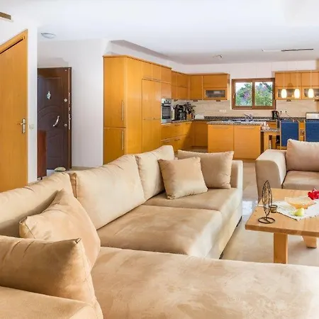 Suzan With Private Pool And Sea View, Located In Antalya Peninsula