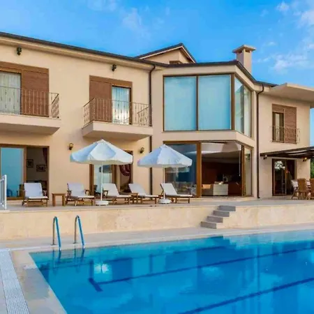 Suzan With Private Pool And Sea View, Located In Antalya Peninsula Villa *